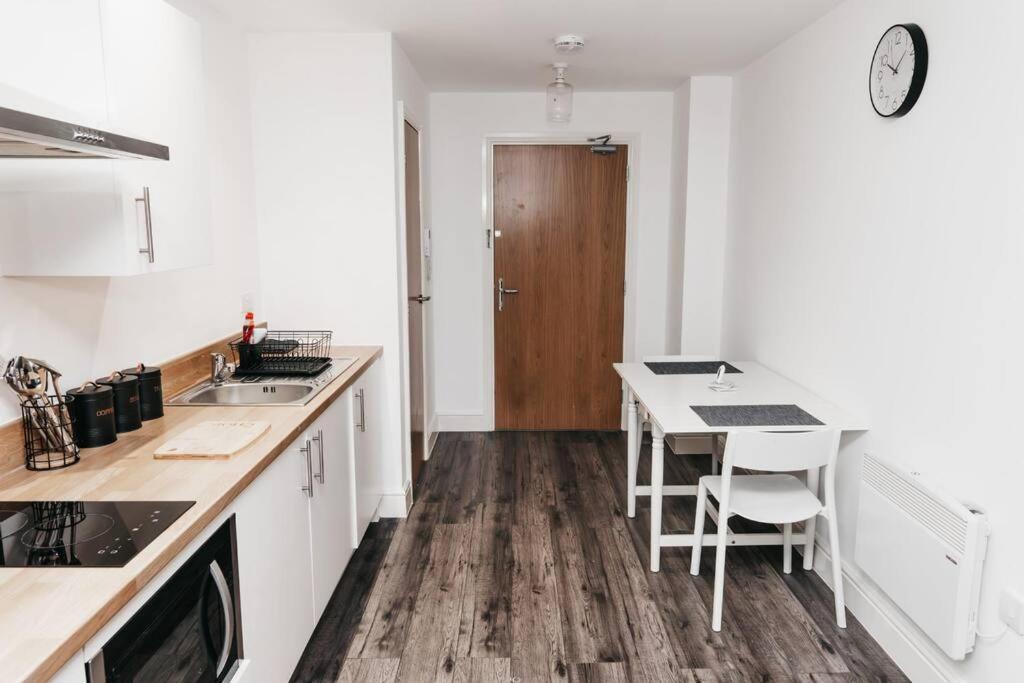Stunning Modern Heart Of The City Apartment Sheffield Exterior foto